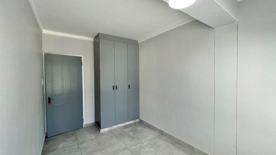2 Bedroom Property for Sale in Reebok Western Cape
